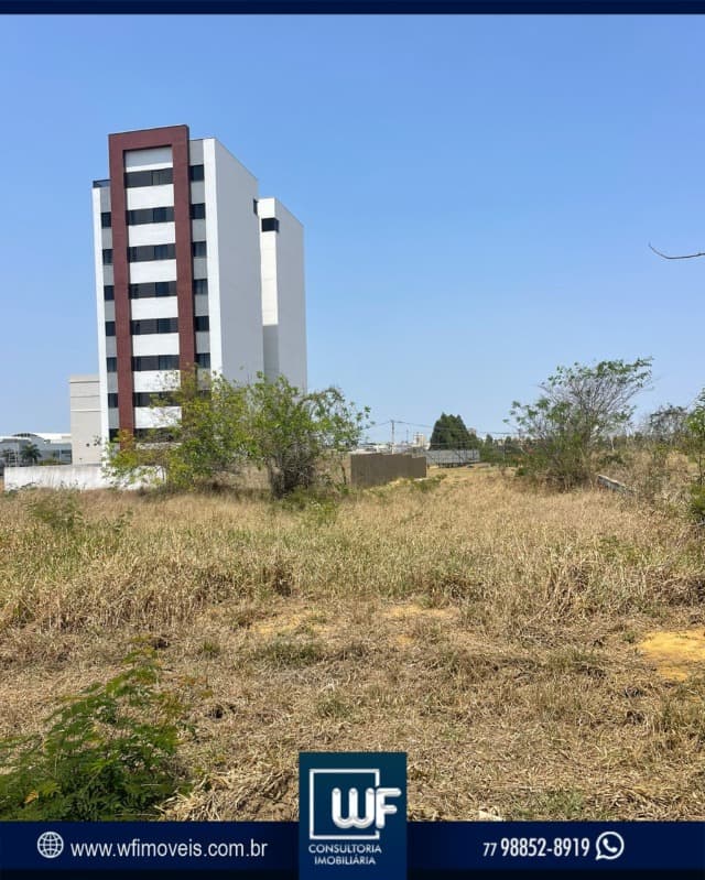 Casas alto padrão, contemporânea com piscina aquecida no condomínio TERRENO em CANDEIAS, VITÓRIA DA CONQUISTA em Vitória da Conquista.